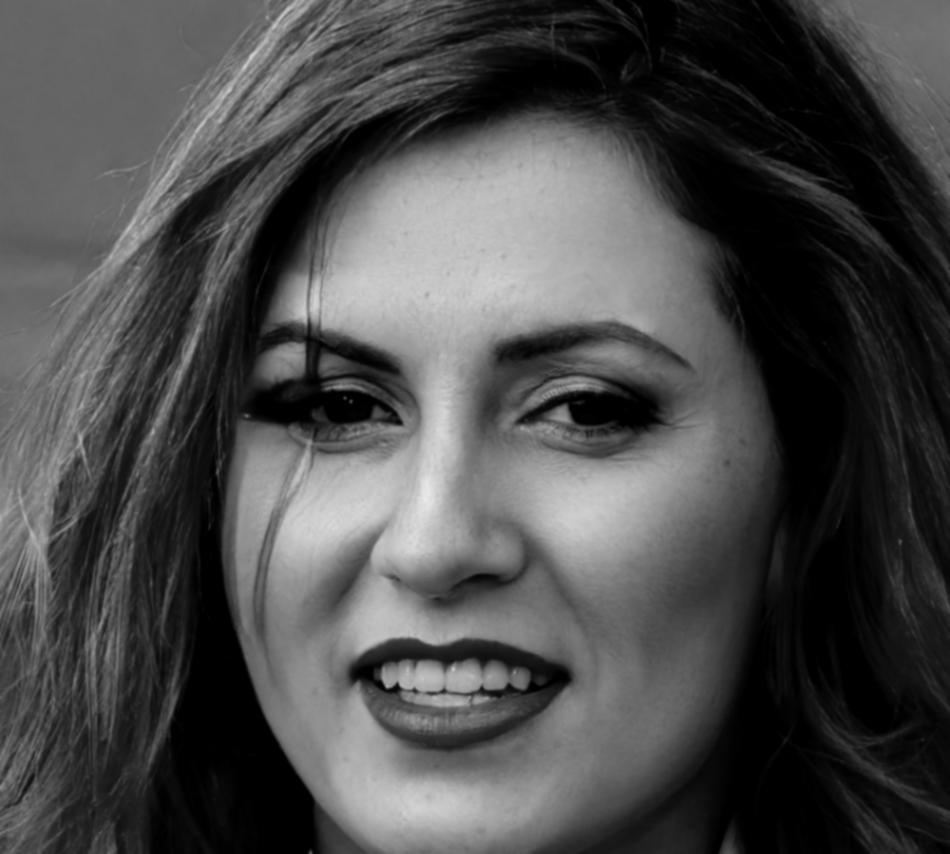 Sophie Moreau, experte en analyse financière